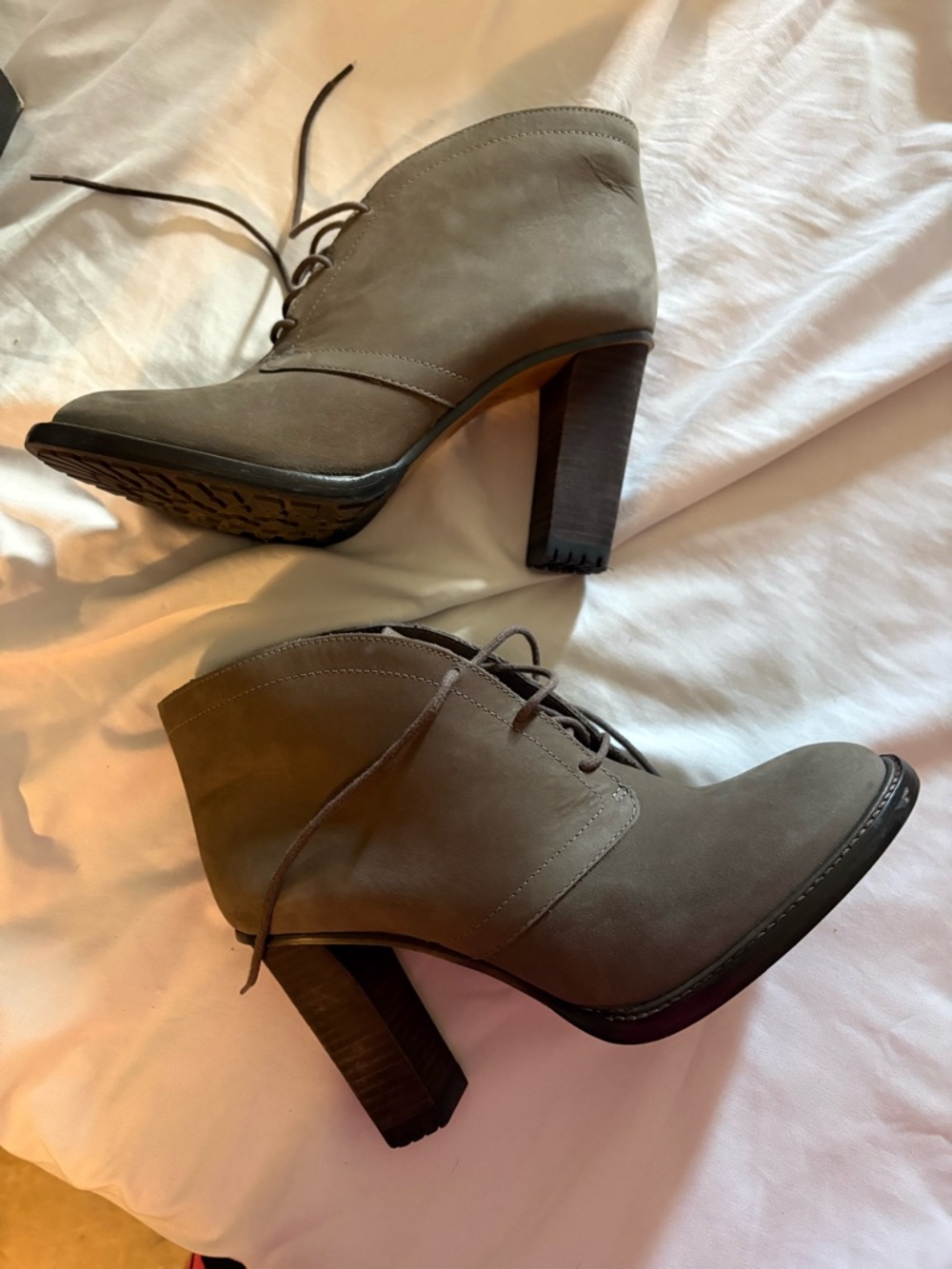 Vince Camuto Forest Grey Nubuck Boots Box